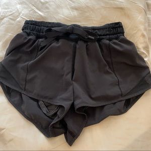 Lululemon Hotty Hot Short
